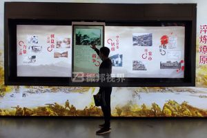 如何讓學校展廳更具科技感？滑軌屏演示系統會是答案嗎？